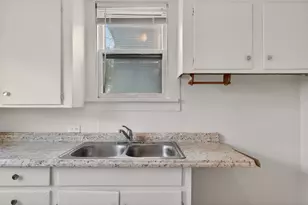 242 W High St, Jackson, MI 49203 - Photo 22
