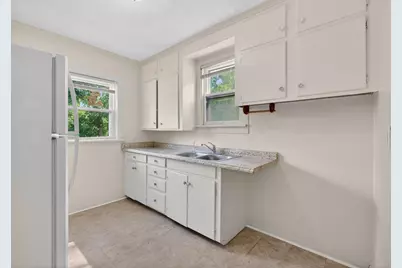 242 W High Street, Jackson, MI 49203 - Photo 20