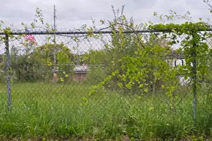 W Upton Ave, Battle Creek, MI 49037 - Photo 1