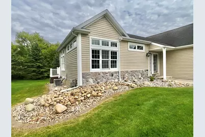 115 Stony Ridge Court, Hillsdale, MI 49242 - Photo 4