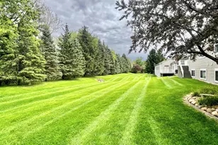 115 Stony Ridge Ct, Hillsdale, MI 49242 - Photo 12