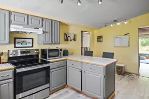 1674 W 104th St, Grant, MI 49327 - Photo 18