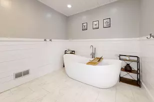 2431 Pritchard Dr, Niles, MI 49120 - Photo 6