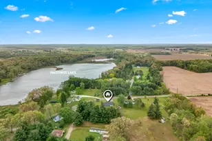 1240 E Hastings Lake Rd, Jonesville, MI 49250 - Photo 8