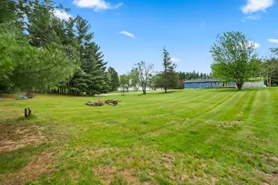 1240 E Hastings Lake Road, Jonesville, MI 49250 - Photo 48