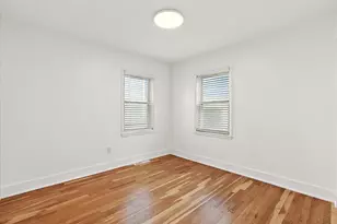 39 W Elza Ave, Hazel Park, MI 48030 - Photo 16