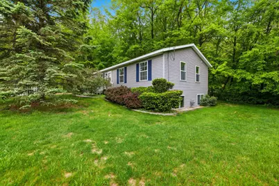 8759 Brower Lake Drive NE, Rockford, MI 49341 - Photo 10