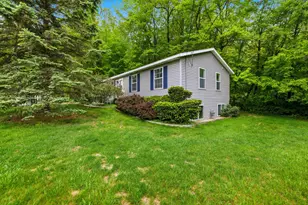 8759 Brower Lake Dr NE, Rockford, MI 49341 - Photo 10
