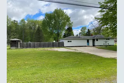 8615 Indian Bay Road, Montague, MI 49437 - Photo 4