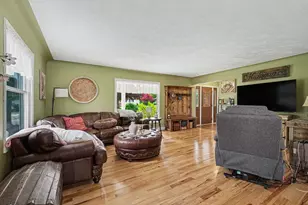 111 S Fremont St, Lawton, MI 49065 - Photo 4