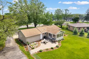 577 Port Sheldon St SW, Grandville, MI 49418 - Photo 2