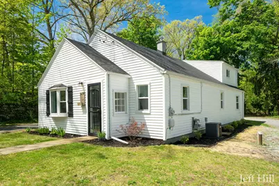 3637 Colonial Avenue NE, Grand Rapids, MI 49525 - Photo 2