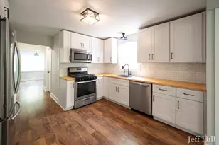 3637 Colonial Ave NE, Grand Rapids, MI 49525 - Photo 8