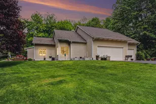 14761 Trillium Dr, Augusta, MI 49012 - Photo 2