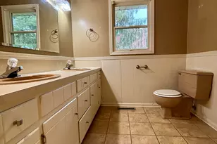 15860 Fendt Farm Rd, Holland, MI 49424 - Photo 8