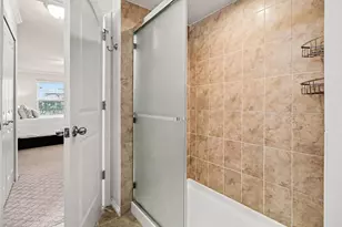 45714 S Stonewood Rd, Canton, MI 48187 - Photo 20