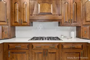 4248 Walnut Hills Ln SE, Grand Rapids, MI 49512 - Photo 14