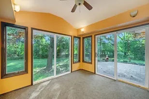 24447 Bloomington Ct, Franklin, MI 48025 - Photo 6