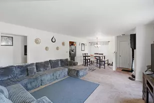 2046 Gerald St, Benton Harbor, MI 49022 - Photo 6