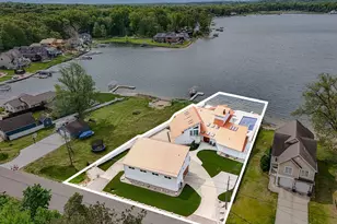 1046 N Eagle Lake Dr, Kalamazoo, MI 49009 - Photo 28