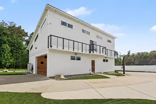 1046 N Eagle Lake Dr, Kalamazoo, MI 49009 - Photo 20
