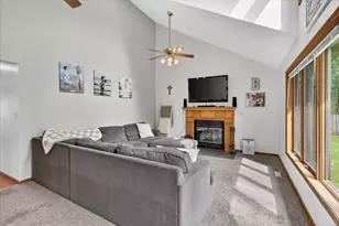 869 Beech St, Lake Odessa, MI 48849 - Photo 8