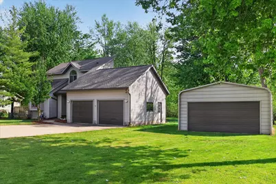 869 Beech Street, Lake Odessa, MI 48849 - Photo 2