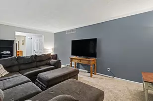 4774 Benelux Ct, Jackson, MI 49201 - Photo 6