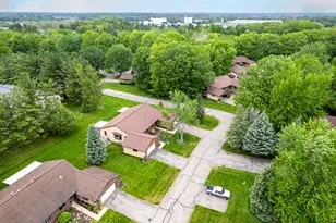 11279 Whispering Creek Dr, Allendale, MI 49401 - Photo 38