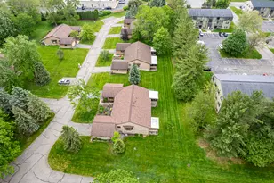11279 Whispering Creek Dr, Allendale, MI 49401 - Photo 32