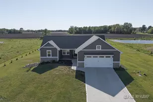 4711 Long Range Dr, Zeeland, MI 49464 - Photo 1