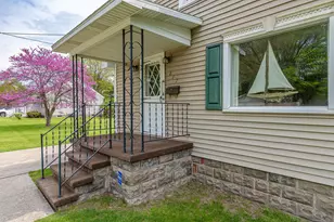 817 Oak St, Manistee, MI 49660 - Photo 4
