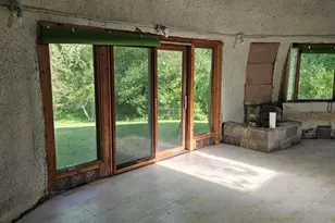 2010 Kerlikowske Rd, Benton Harbor, MI 49022 - Photo 12
