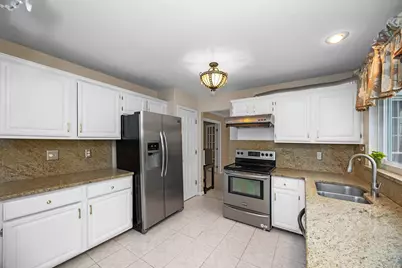 210 Whitney Drive, Rochester Hills, MI 48307 - Photo 12