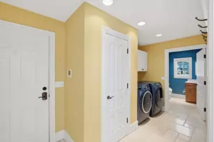 1919 Greenleaf Dr, Royal Oak, MI 48067 - Photo 24