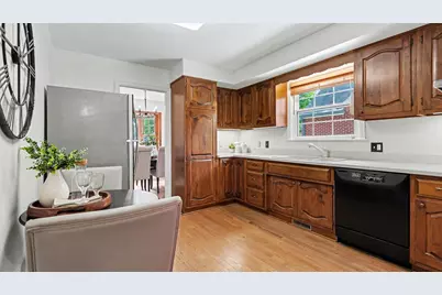 2030 Devolson Avenue, Ann Arbor, MI 48104 - Photo 12