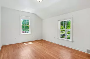 2030 Devolson Ave, Ann Arbor, MI 48104 - Photo 16
