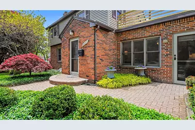 2030 Devolson Avenue, Ann Arbor, MI 48104 - Photo 4