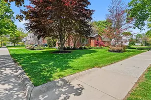 2030 Devolson Ave, Ann Arbor, MI 48104 - Photo 2