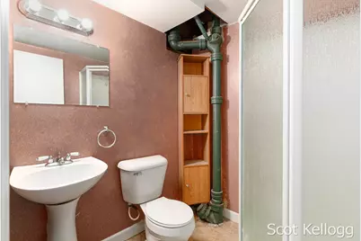 1426 Lewison Avenue NE, Grand Rapids, MI 49505 - Photo 24