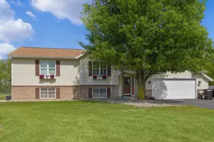 1180 Oxbow Dr, Middleville, MI 49333 - Photo 2