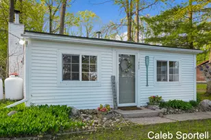 1983 Wolf Lake Dr, Baldwin, MI 49304 - Photo 2