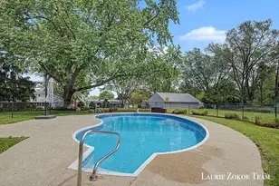 4564 Fenwood St SW, Grand Rapids, MI 49534 - Photo 26
