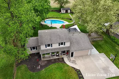 4564 Fenwood Street SW, Grand Rapids, MI 49534 - Photo 2