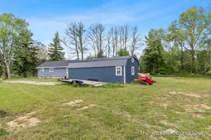 11612 Elm Ave, Howard City, MI 49329 - Photo 26