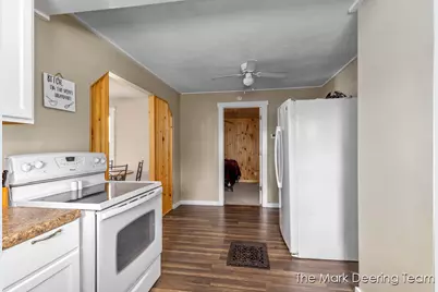 11612 Elm Avenue, Howard City, MI 49329 - Photo 12