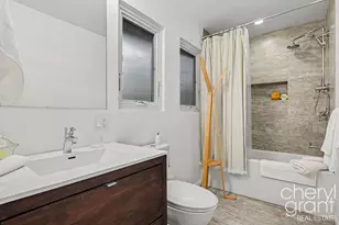 3255 Dorais Dr NE, Grand Rapids, MI 49525 - Photo 24