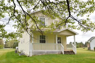 31900 Pawton Ln, Paw Paw, MI 49079 - Photo 2