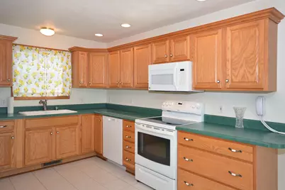 31900 Pawton Lane, Paw Paw, MI 49079 - Photo 10