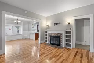 715 3 Mile Rd NE, Grand Rapids, MI 49505 - Photo 8